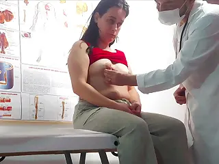 Amateur Sex Movies: Gynecologist's finger delves into ass before fucking the patient, turning the exam into a kinky surprise. The sterile gloves contrast with heated skin, sparking a chain of sensations. This taboo twist explores new depths of excitement.