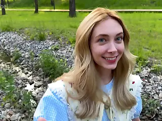 Amateur Sex Movies: Helping a cute stranger leads to a same-day bang, the connection sparking into a whirlwind of outdoor excitement. Bodies press against walls, groans mixing with city noises. The cool breeze on bare skin heightens the rush, making the meeting a spontaneous explosion of desire.